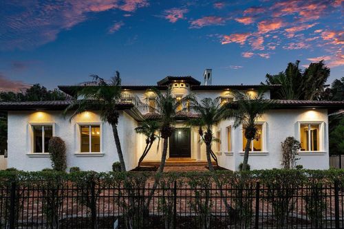 14 E Ocean Ave, Ocean Ridge, FL, 33435-5233 | Card Image