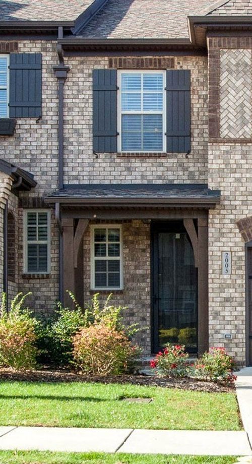 2005 Bungalow Dr, Thompsons Station, TN, 37179-2500 | Card Image