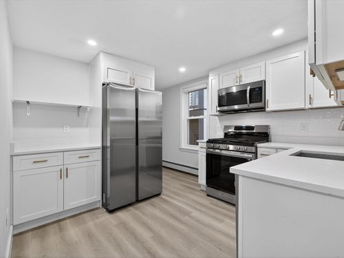 2-469 Medford St, Somerville, MA, 02145 | Card Image