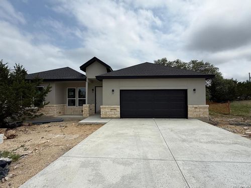 109 W Eli Chandler, Blanco, TX, 78606-2092 | Card Image