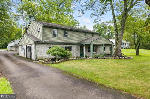 2965 Upper Ridge Rd, PENNSBURG, PA, 18073-2550 | Card Image