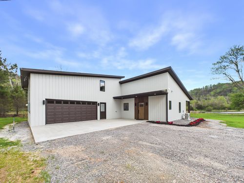 1483 Reagan Valley Road, Tellico Plains, TN, 37385 | Card Image