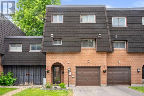 10 Darras Crt, Brampton, ON, L6T1W7 | Card Image