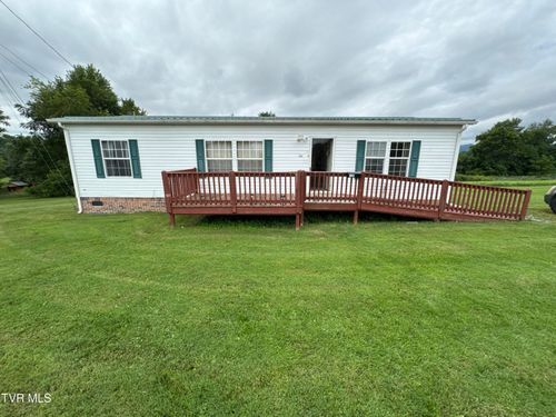 158 North Dr, Marion, VA, 24354-6625 | Card Image