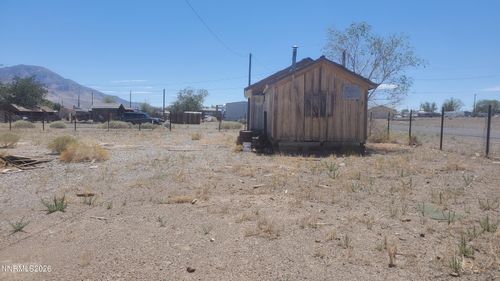 212 9th St, Mina, NV, 89422-9827 | Card Image