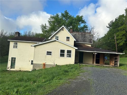 308 E State St, West Sunbury, PA, 16061 | Card Image