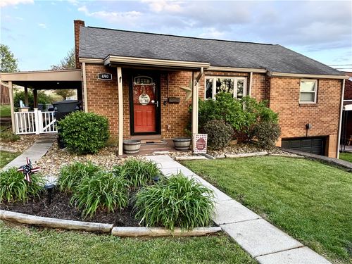 490 N Gallatin Ave Ext, Uniontown, PA, 15401 | Card Image
