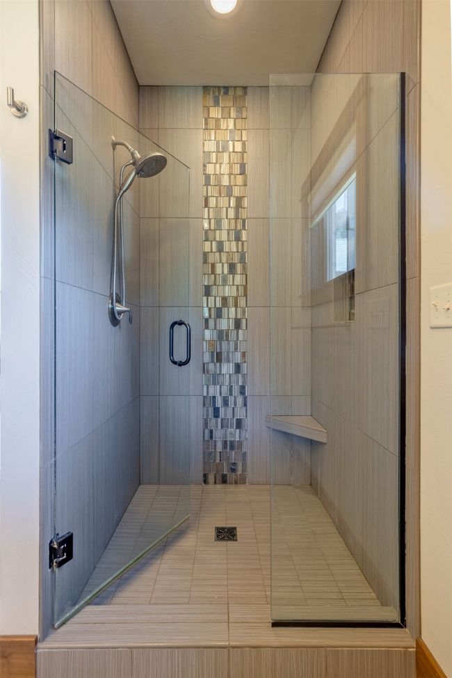 Full bath with a stall shower | Image 19