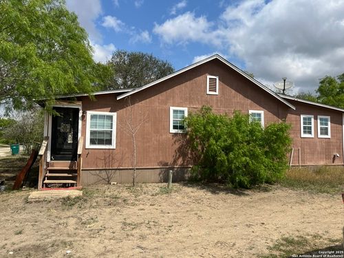 2201 Cantrell Ave, Jourdanton, TX, 78026-1909 | Card Image