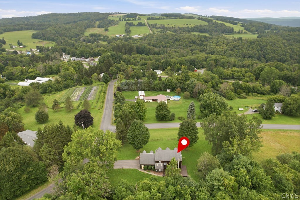 Residential in Tully 4