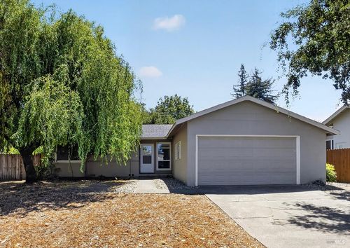 127 Kerns Ct, Napa, CA, 94558-4121 | Card Image