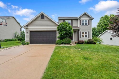 840 Questa Ridge Trl, Verona, WI, 53593-1759 | Card Image