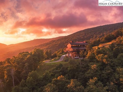 1600 Atria Ln, Newland, NC, 28657-9756 | Card Image