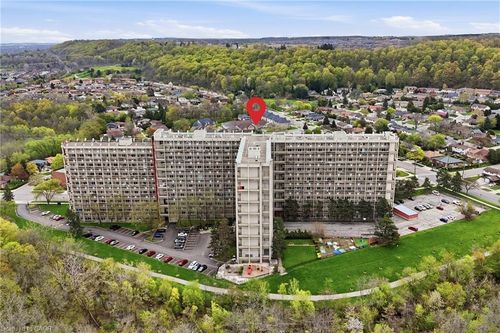 824-350 Quigley Rd, Hamilton, ON, L8K5N2 | Card Image
