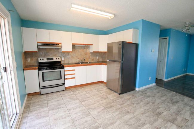 22 - 10 Fairbank Road, Home with 2 bedrooms, 1 bathrooms and 2 parking in Red Deer AB | Image 12