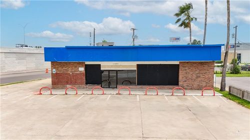 711 N Nebraska Ave, San Juan, TX, 78589-3076 | Card Image