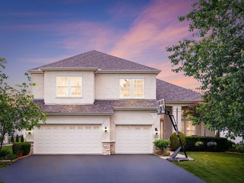 7915 Fargo Ln, Delaware, OH, 43015-8205 | Card Image