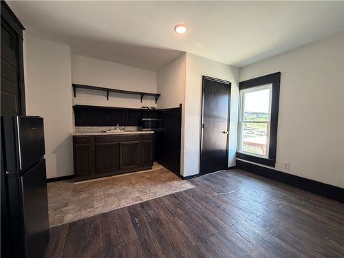 6-401 E Twin Springs St, Siloam Springs, AR, 72761-3259 | Card Image