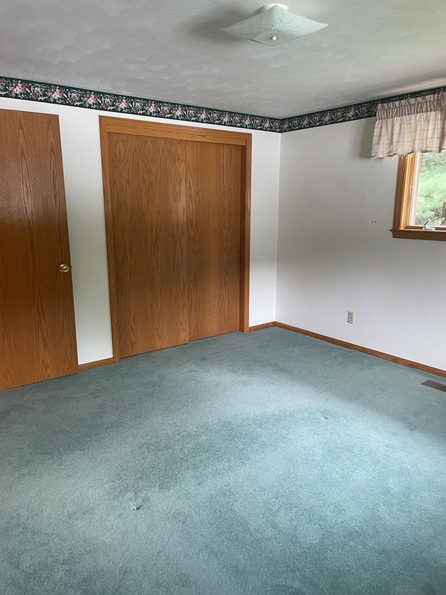 7 Zitko Ter, Home with 3 bedrooms, 2 bathrooms and null parking in Glen Dale WV | Image 15