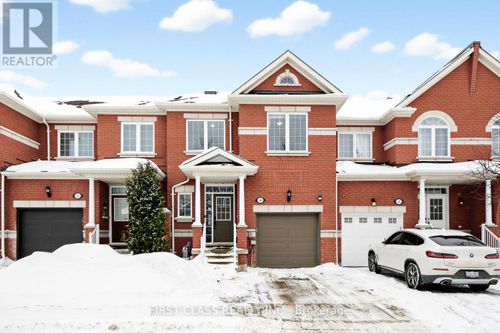 36-8 Townwood Dr, Richmond Hill, ON, L4E4X9 | Card Image