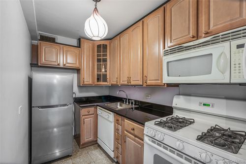 apt-30n-110 Queens Blvd, Forest Hills, NY, 11375-5411 | Card Image