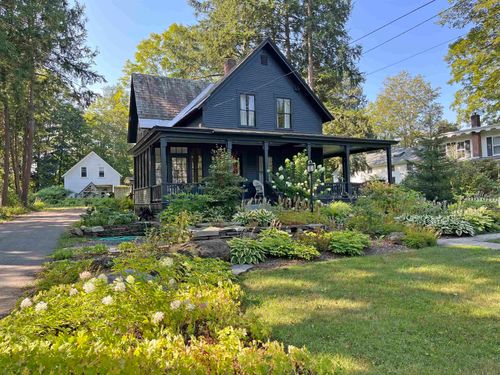 192 Western Ave, Brattleboro, VT, 05301-6098 | Card Image