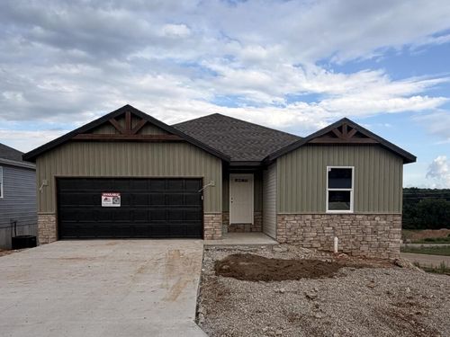 900 Shorthorn Ln, Marshfield, MO, 65706-5503 | Card Image