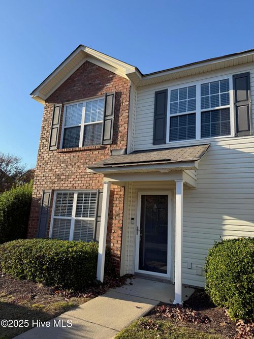 apt-a-4239 Dudleys Grant Dr, Winterville, NC, 28590-7940 | Card Image