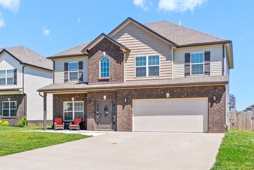 1613 Kestrel Dr, Clarksville, TN, 37040-1555 | Card Image