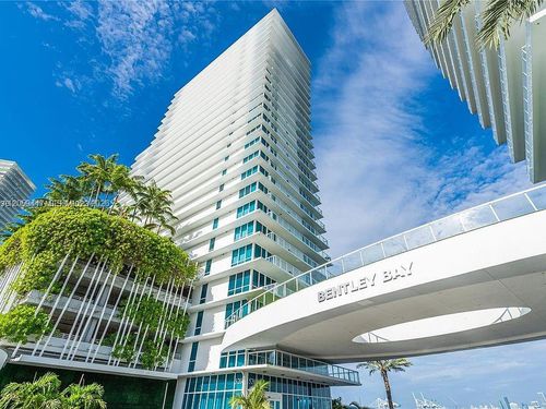 1013-540 W Ave 1013, Miami Beach, FL, 33139 | Card Image