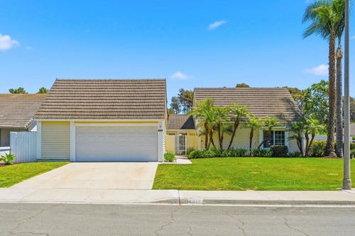 7216 Manzanita St, Carlsbad, CA, 92011-5127 | Card Image