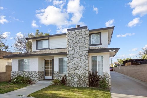 9619 Olive St, Bellflower, CA, 90706-4572 | Card Image