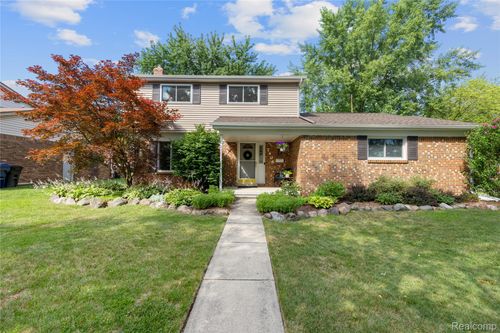 7406 Sussex Dr, Canton, MI, 48187-2236 | Card Image