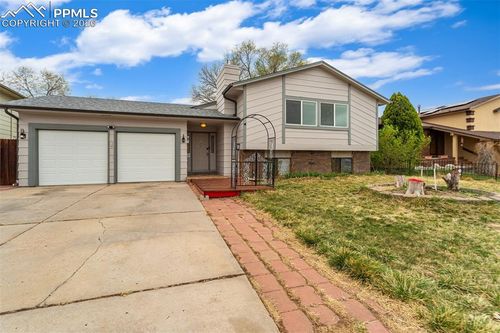 7425 Painted Rock Dr, Colorado Springs, CO, 80911-9383 | Card Image