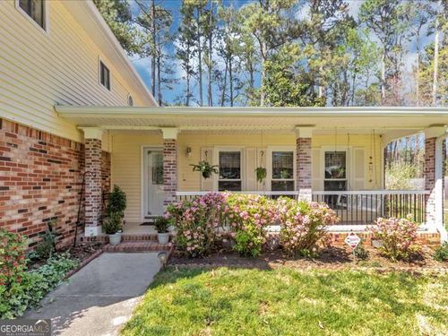 5221 La Paloma Dr Sw, Lilburn, GA, 30047-6338 | Card Image