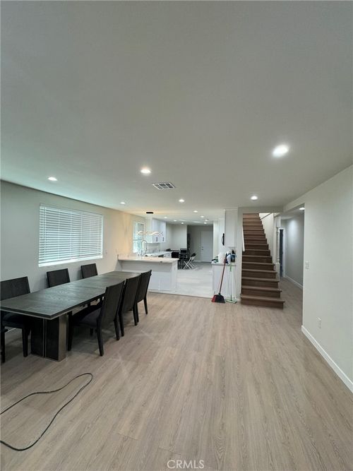 7711 Forsythe St, Tujunga, CA, 91042 | Card Image