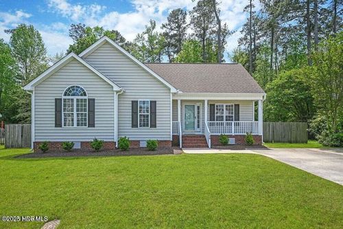 740 Edenbrook Dr, Winterville, NC, 28590-7100 | Card Image