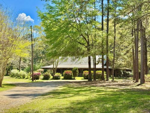 179 County Road 4587, Spurger, TX, 77660 | Card Image