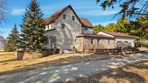 382 Keigwin Rd, Walnut, IL, 61376-9608 | Card Image