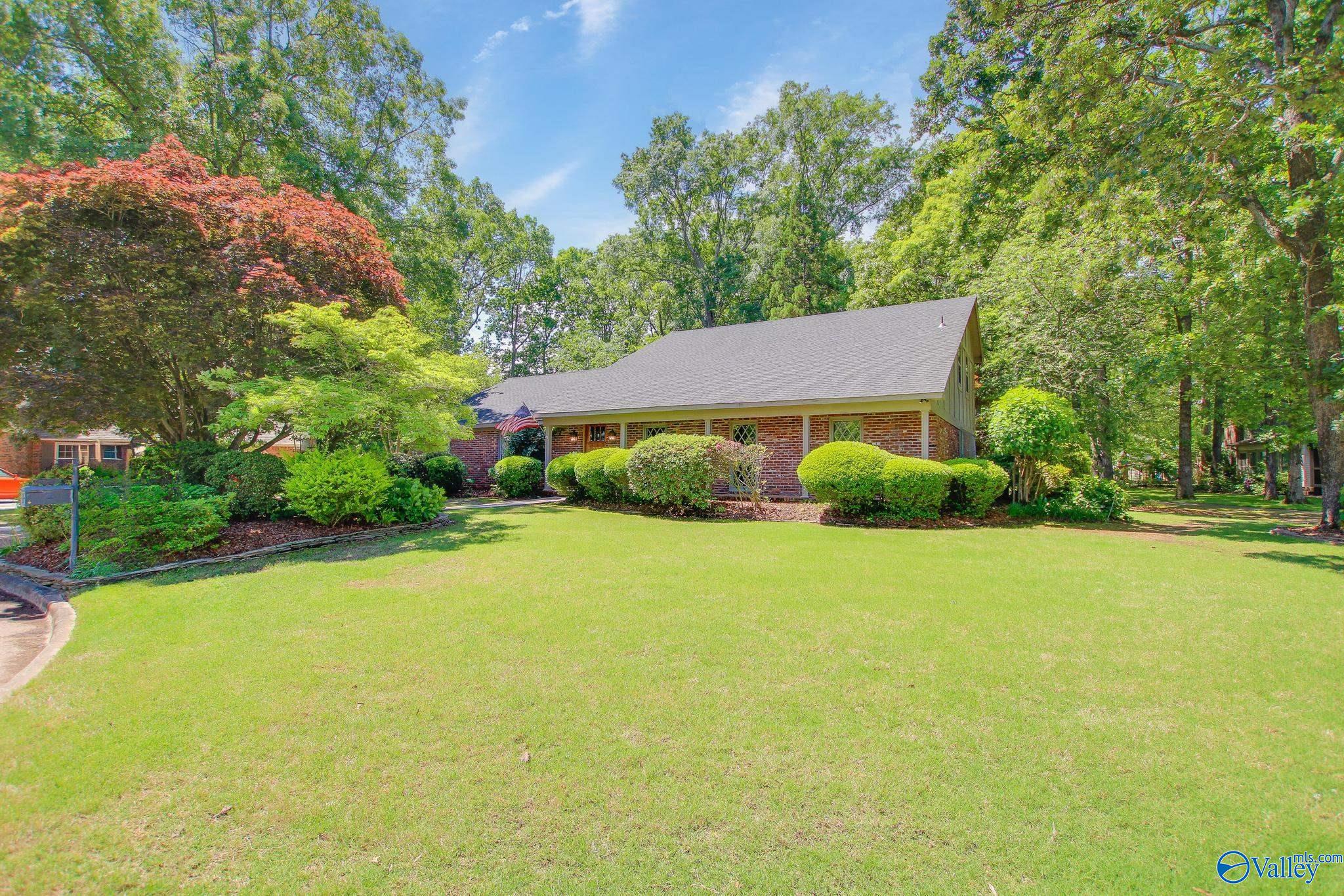 Wellington Ct, Decatur, AL 35601