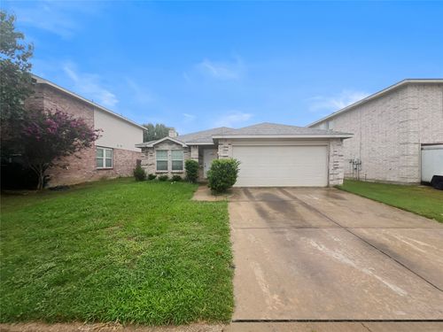 3832 Foxhound Ln, Fort Worth, TX, 76123-2589 | Card Image