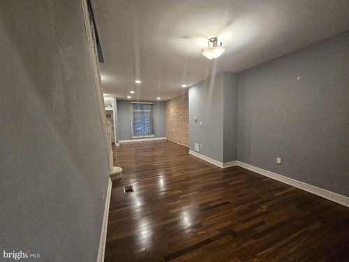 2324 Calverton Heights Ave, BALTIMORE, MD, 21216-4809 | Card Image
