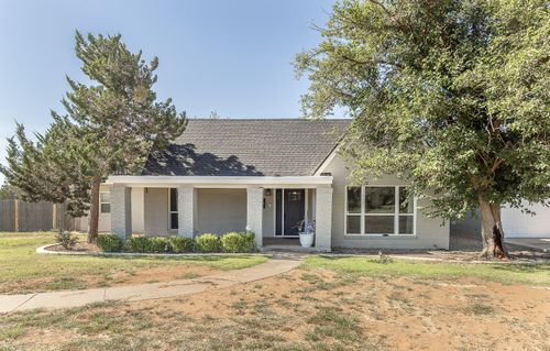 304 Cactus Dr, Levelland, TX, 79336-5016 | Card Image