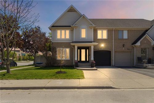 5048 Haswell Lane, Burlington, ON, L7L6H3 | Card Image
