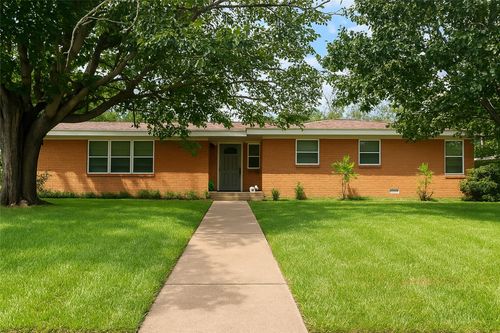 3524 Labadie Dr, Richland Hills, TX, 76118-5900 | Card Image