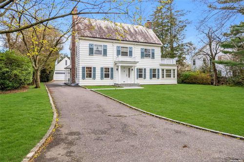 44 South Dr, Plandome, NY, 11030-1442 | Card Image
