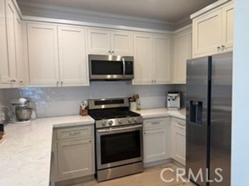 7881 E Horizon View, Anaheim, CA, 92808 | Card Image