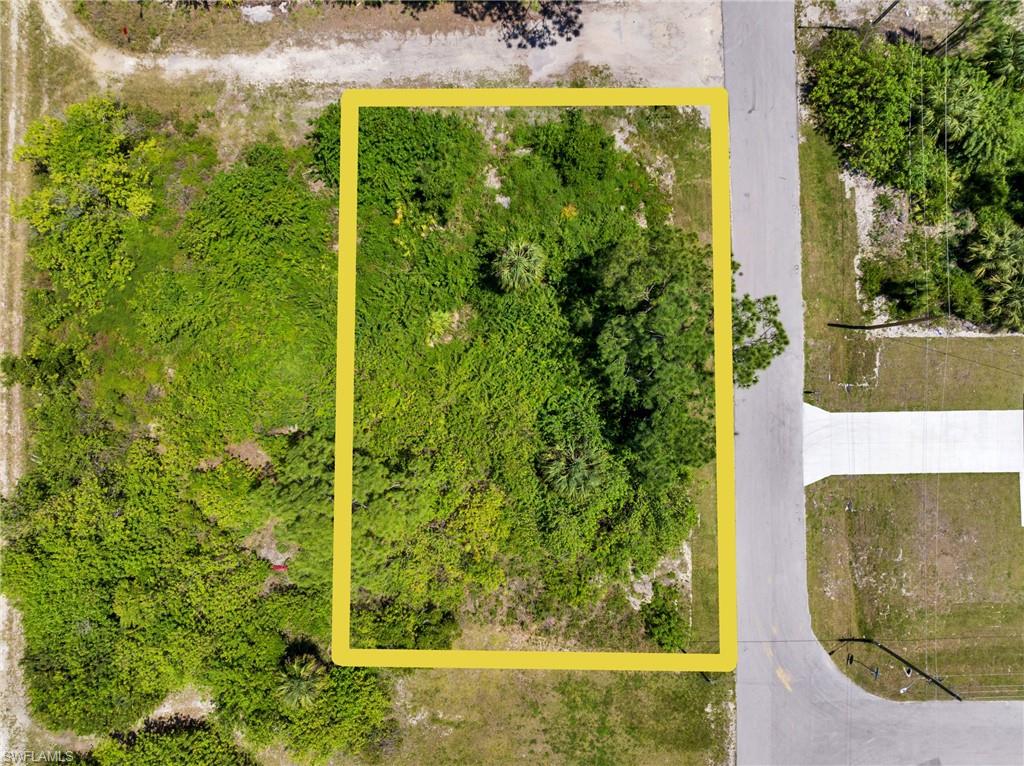 Land in LEHIGH ACRES 2