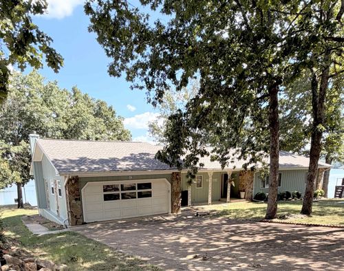 9 Keosauqua Dr, Cherokee Village, AR, 72529-2802 | Card Image