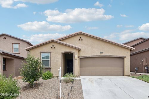7803 S Sugarbend Dr, Tucson, AZ, 85757-0076 | Card Image